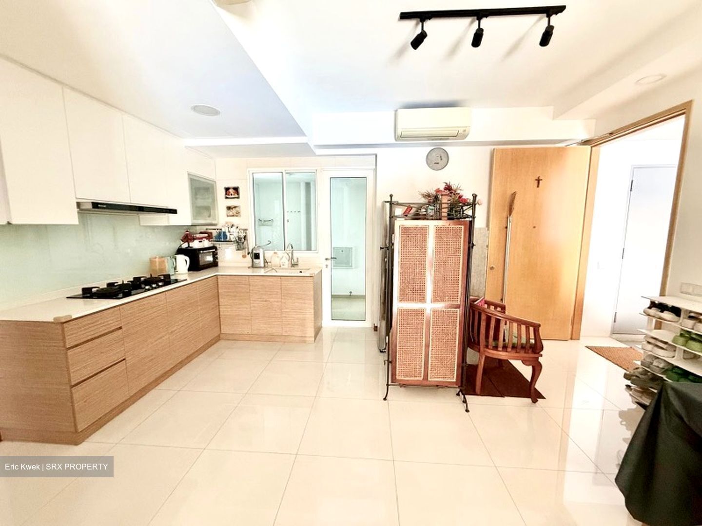 Waterview (D18), Condominium #586423511